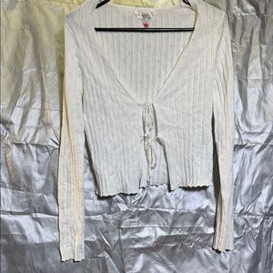 No Boundaries White Knit Tie-Front Blouse